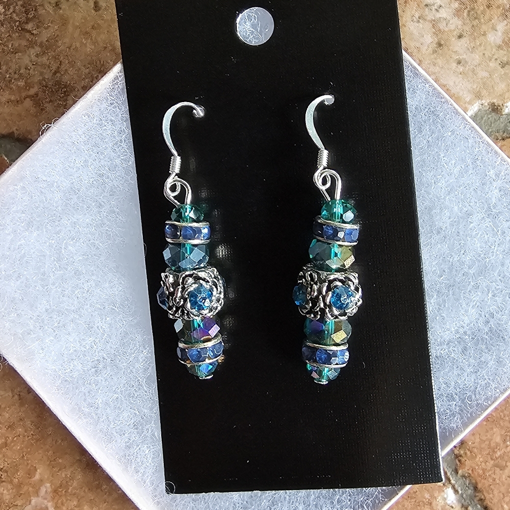 ARTIST ORIGINAL SWAROVSKI BEAD CRYSTAL MURANO CHARM OCEAN BLUE SILVER EARRINGS